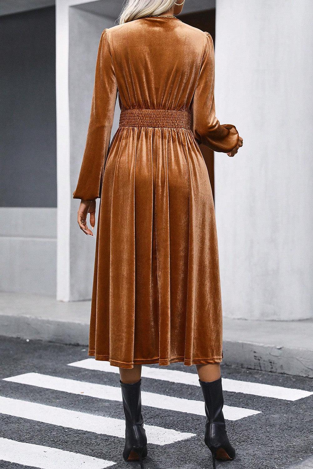 Robe mi-longue velours taille haute froncée