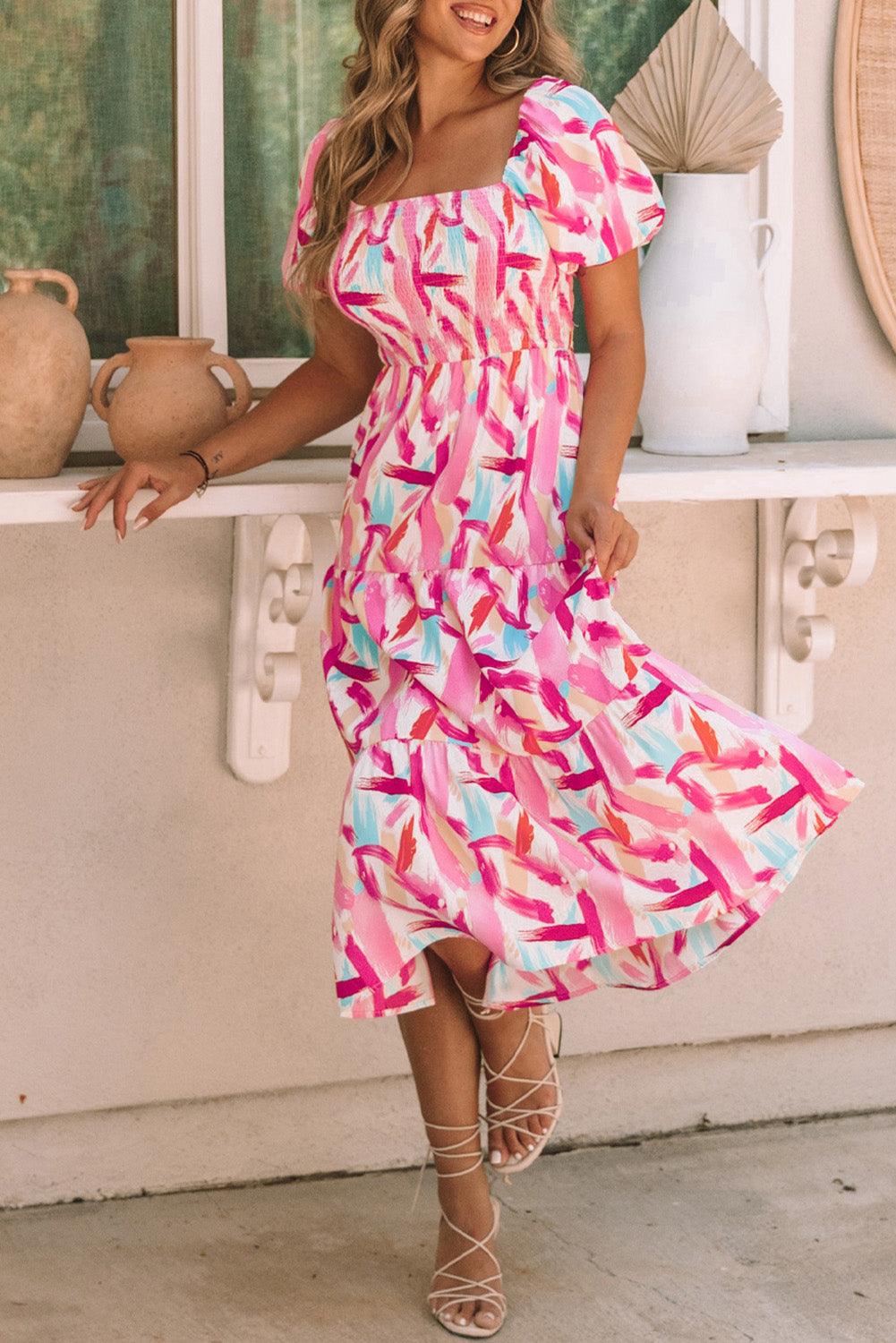 Robe mi-longue smockée à volants et imprimé pinceau